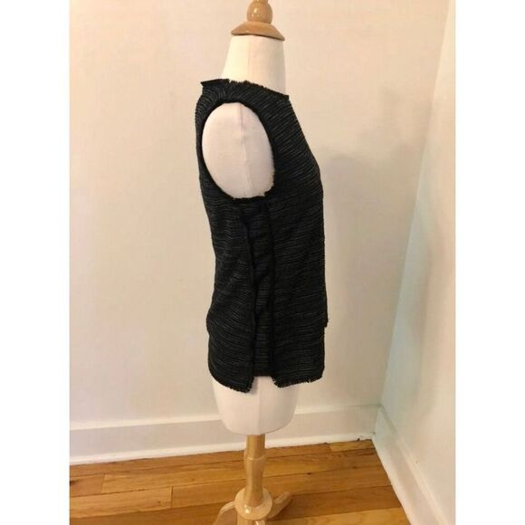 Gap Boucle Sleeveless Fringe Top - Picture 2 of 4